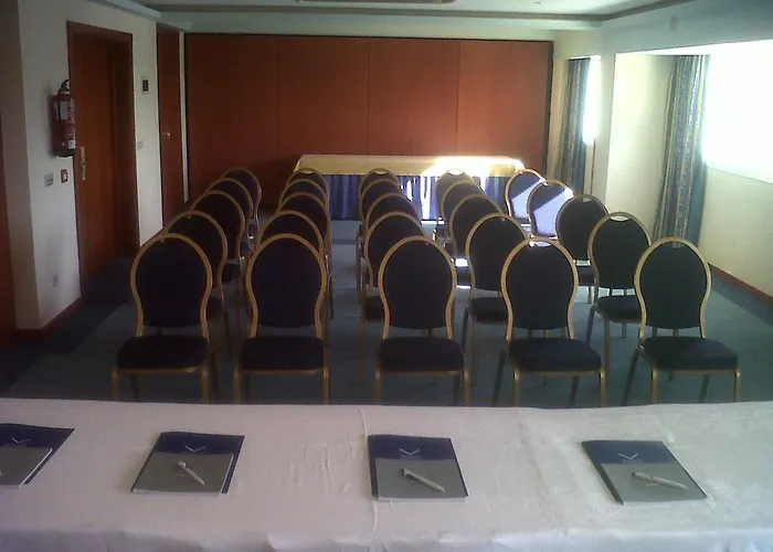 Vik San Antonio Hotel