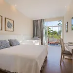 Vik San Antonio Hotel 4*