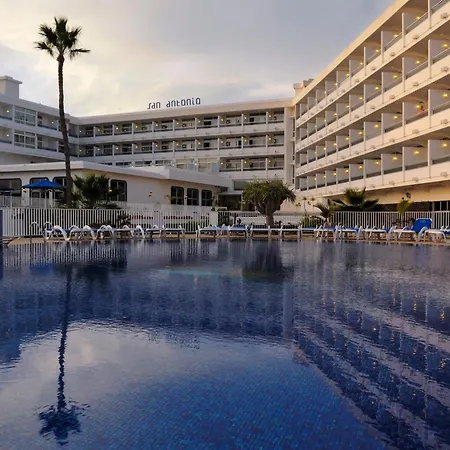 فندق Vik San Antonio بويرتو ذيل كارمين