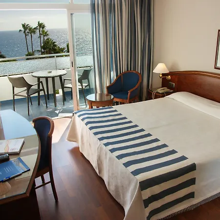 فندق Vik San Antonio 4*