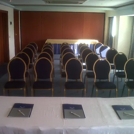 Vik San Antonio Hotel