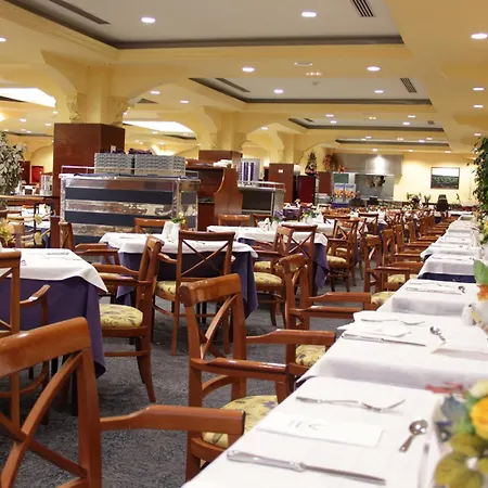 Vik San Antonio بويرتو ذيل كارمين