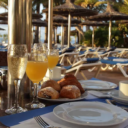 فندق Vik San Antonio 4*