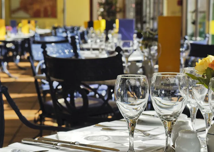 Vik San Antonio Hotel 4*