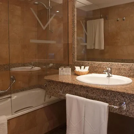 Vik San Antonio Hotel 4*