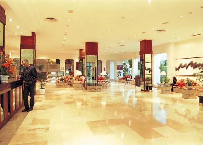 Vik San Antonio فندق بويرتو ذيل كارمين