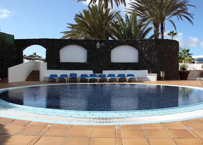 فندق Vik San Antonio 4*